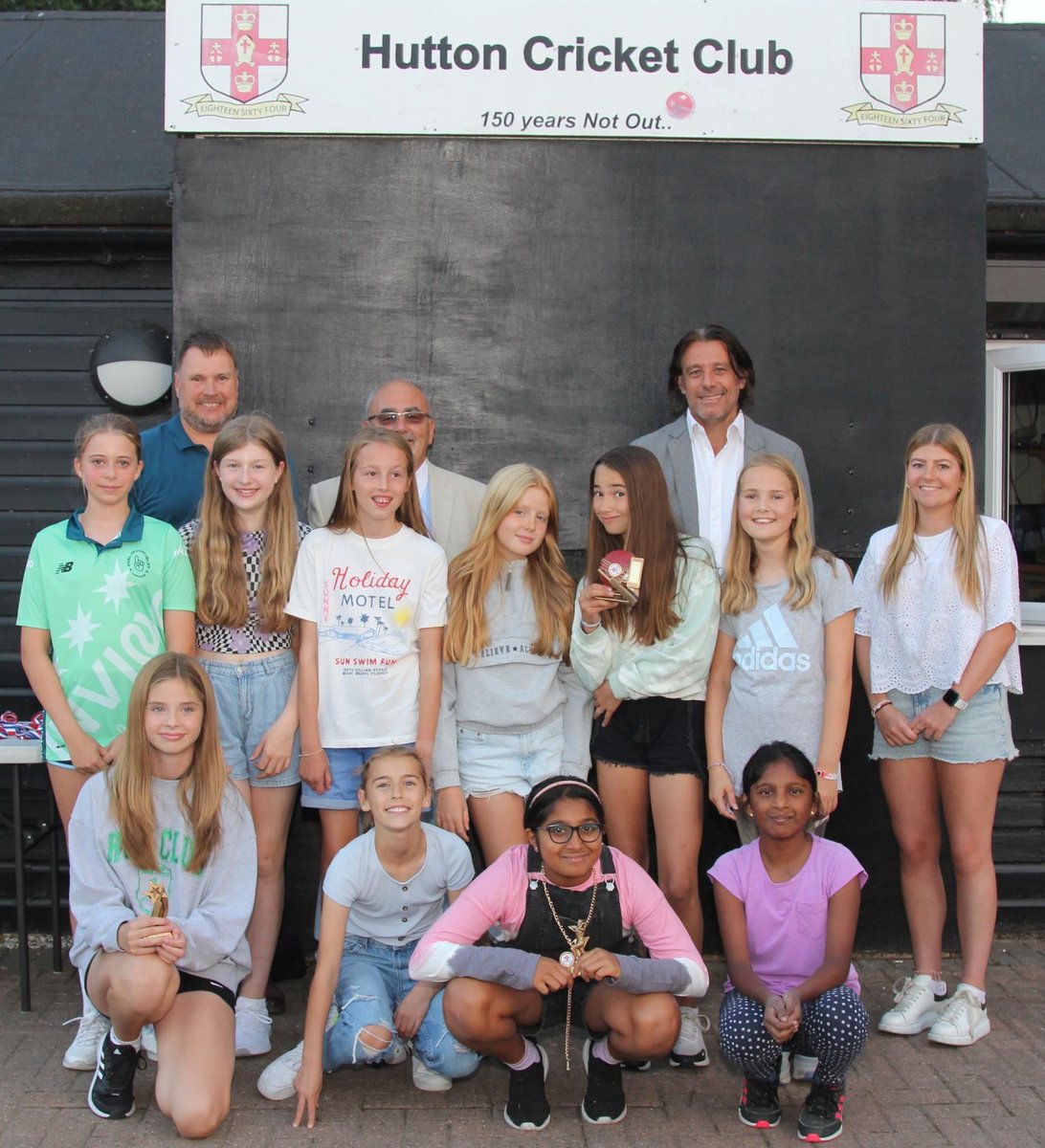 HuttonCCWomen's tweet photo. After nearly 50 games across the age groups, our youth awards go to 
Chloe, Anaya, Holly (u11)
Amelia, Rose (u13)
Sophie, Elena, Nyssa (u15)
A fabulous season for participation  at all age groups. Not possible without coaches, volunteers and parents. 
Awesome - all of you! 👏👏 https://t.co/ATyvo93O4G