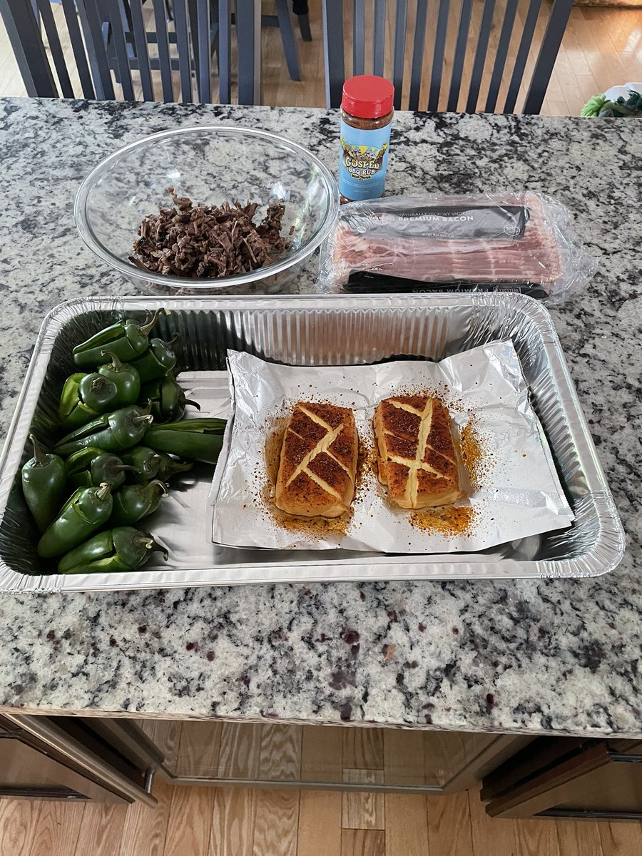 Terry M. Smith tweet media