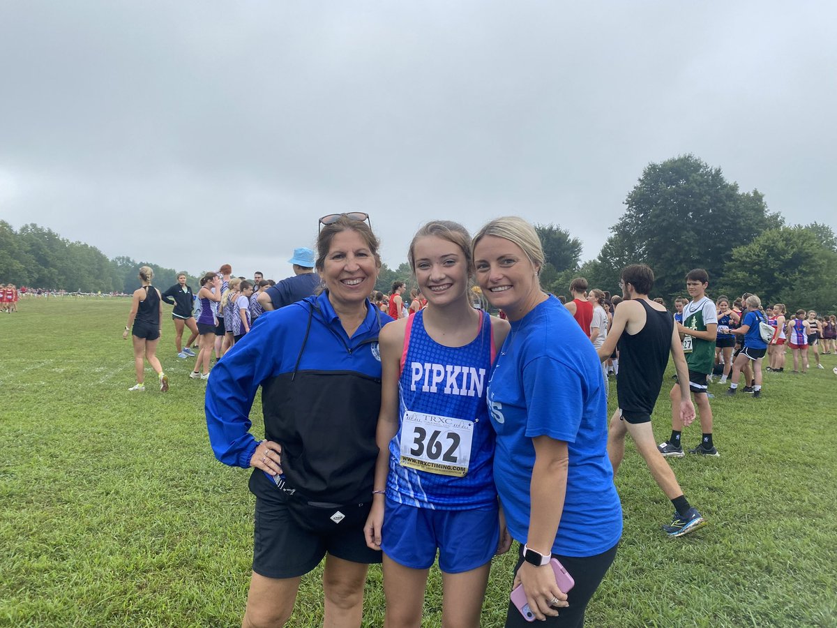 PipkinR12's tweet photo. Congrats to our Cross Country athletes who competed in the first race of the year! #PipkinPride https://t.co/v1YAGEtQwh