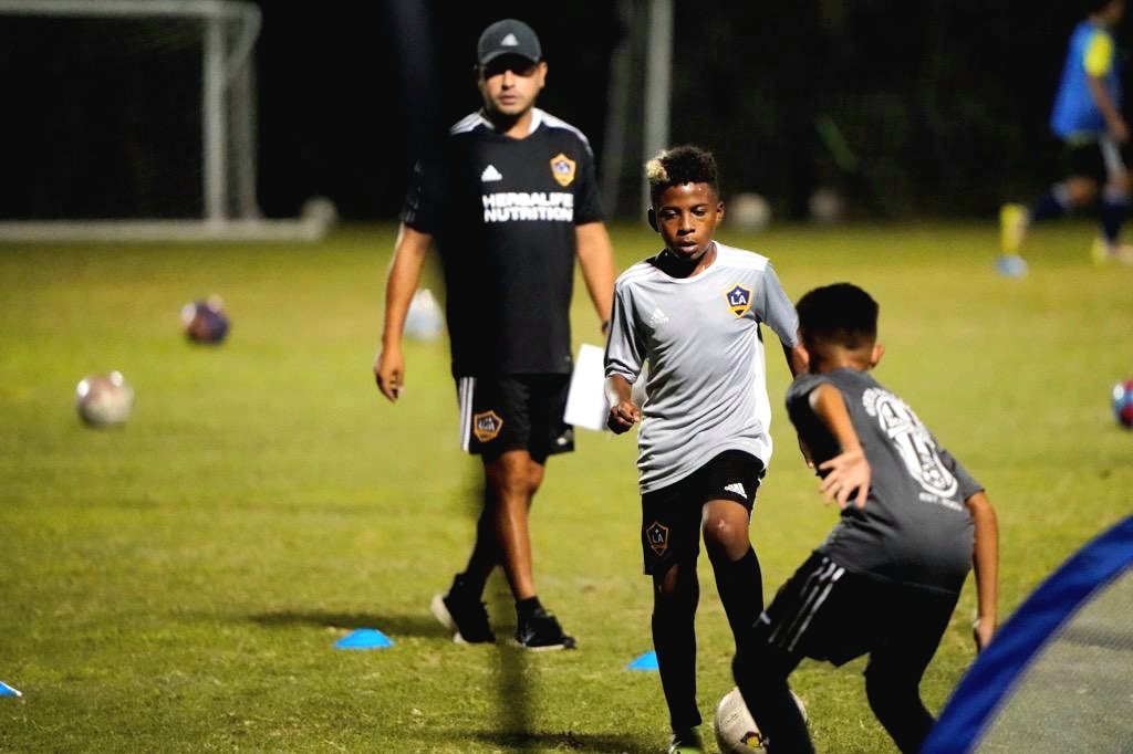 ZLorient's tweet photo. Where will destiny take me?
#soccerdreaming #LAGalaxy #lagalaxyyouth #tryingmyluck https://t.co/Qi0MKhI9mz