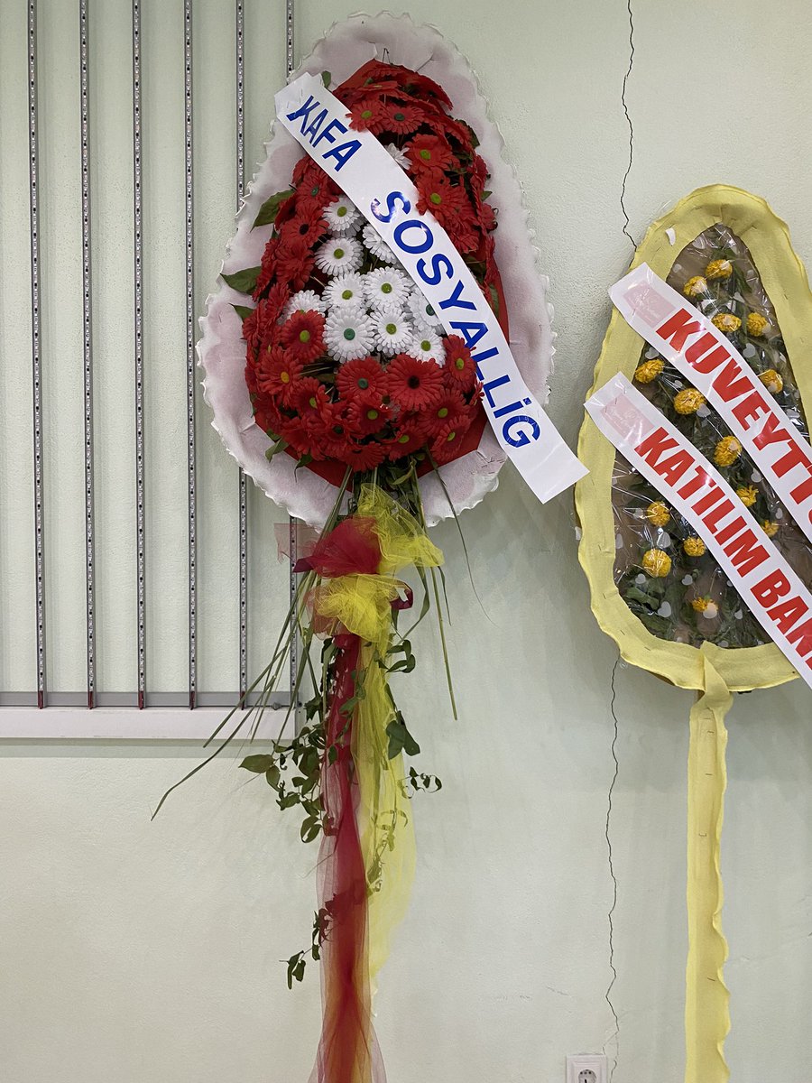 Hepimiz ayrı ayrı şehirlerde olsakta bizi bir aile yaptığın için Teşekkürler bir ömür boyu mutluluklar dilerim Arif kardeşim <a href="/sosyallig/">Sosyal Lig</a> <a href="/petrolofisi/">Petrol Ofisi</a> <a href="/ArifBhdr7/">Arif</a> <a href="/ceyhun_karacan/">Ceyhun Karacan</a> <a href="/mhndsby35/">Engin Can BÜLBÜL</a> <a href="/OknAnsy/">Okan Ansay</a> @HASANL63109402 <a href="/hedomaniac/">Hidayet Koç</a> <a href="/muskopathor/">Mustafa Keskin</a>