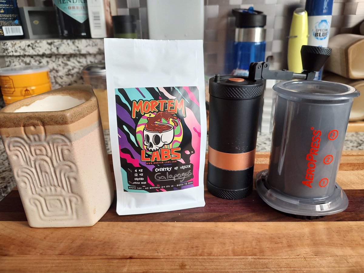 MortemCoffee's tweet photo. Have you ever had coffee from the Galapagos? WOW! Made in our @AeroPress Go!
#coffee #mortemlabs #CoffeeTime #aeropress https://t.co/qX7ic5QXSX