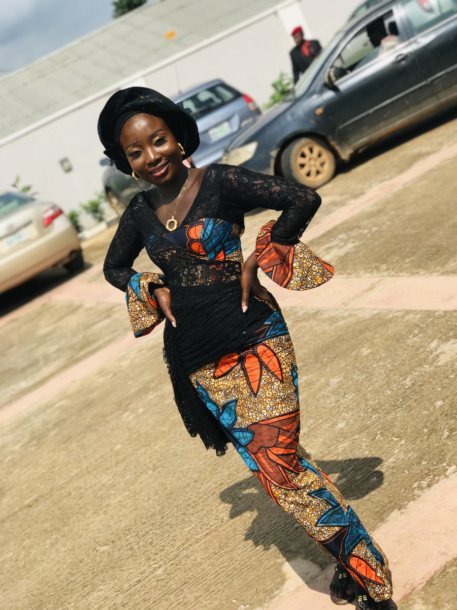 Oluwaregina19's tweet photo. Owambe Saturday ❤️❤️....Fine Coffee 😋😋😋😋
#blackdon'tcrack https://t.co/kP83njI2a1