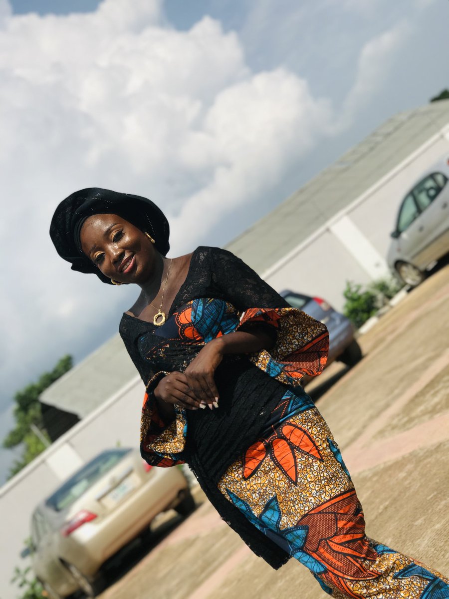 Oluwaregina19's tweet photo. Owambe Saturday ❤️❤️....Fine Coffee 😋😋😋😋
#blackdon'tcrack https://t.co/kP83njI2a1
