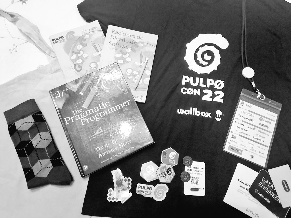 AndreaMaganRey's tweet photo. El resumen de la #pulpocon22 es que ha sido maravillosa ♥️

Felicidades @SergioCarracedo @patrimalvido @rolando_caldas por el eventazo que habéis montado. Que grandes sois! https://t.co/Uux6Tb52dS