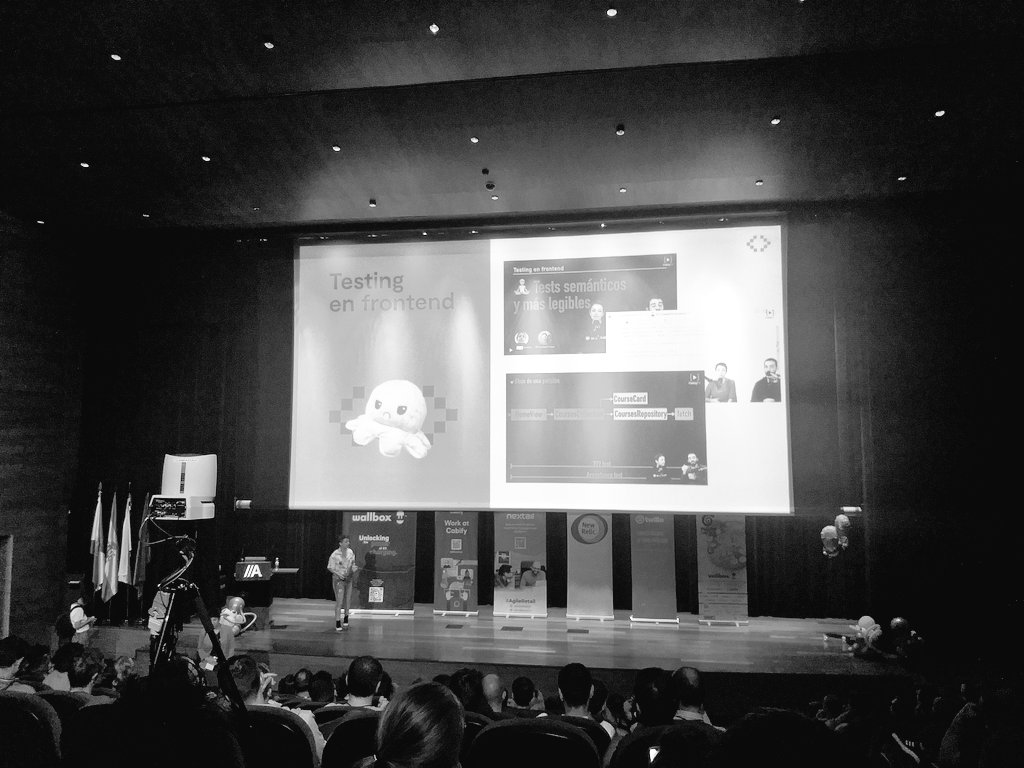 AndreaMaganRey's tweet photo. El resumen de la #pulpocon22 es que ha sido maravillosa ♥️

Felicidades @SergioCarracedo @patrimalvido @rolando_caldas por el eventazo que habéis montado. Que grandes sois! https://t.co/Uux6Tb52dS
