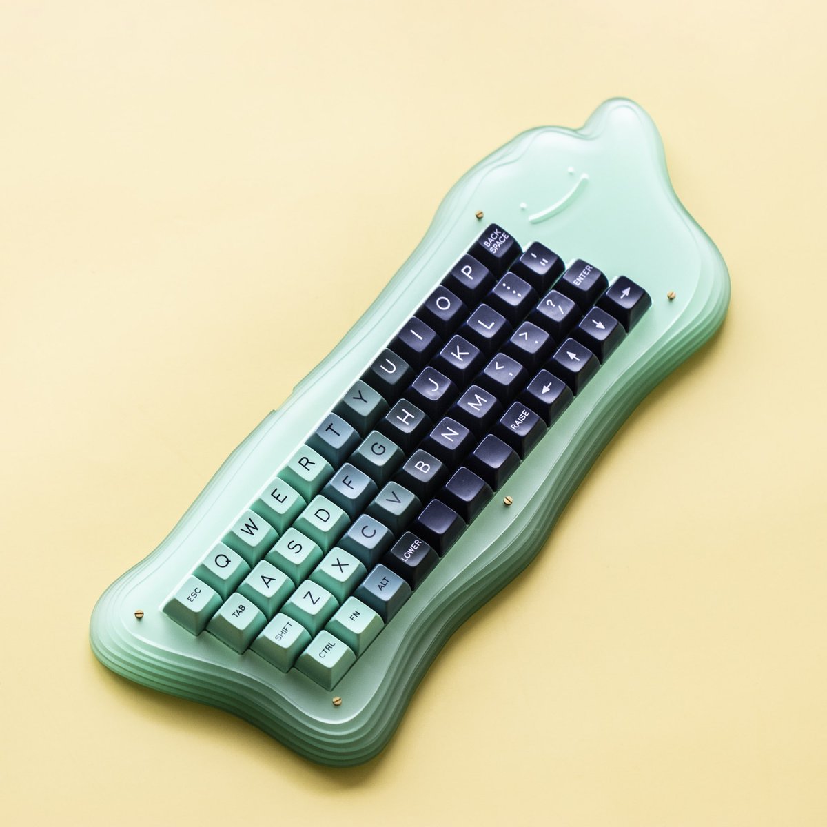 qlavier's tweet photo. Keyboard https://t.co/FTlNHIAELX