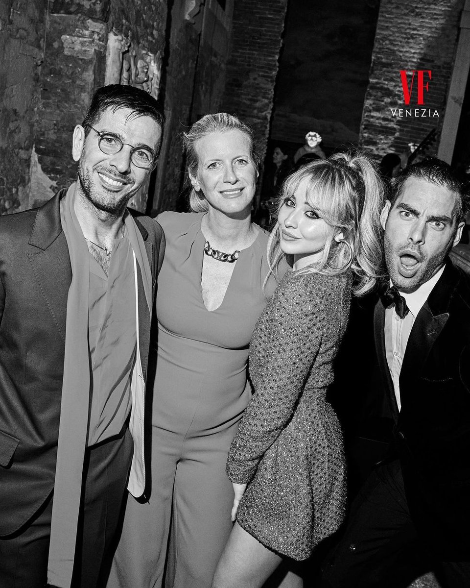 EcuadorSabrina's tweet photo. 📸|| Sabrina en la cena organizada por Red Sea Film y Vanity Fair Italia para la Women's Stories Gala del Festival de Cine N°79 anoche en Venecia, Italia https://t.co/ovePP3f5Mi