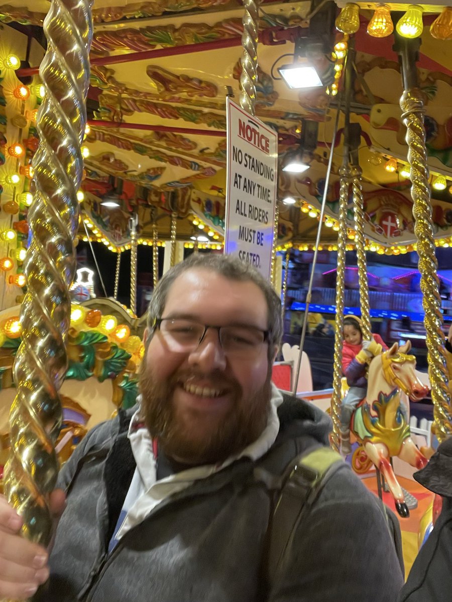 Julieg28's tweet photo. Much needed “us time”, making some fabulous memories - including St Paul’s Cathedral, Trafalgar Square, cocktails, a night watching Russell Howard filming, ending our break with a fab night at Winter Wonderland in Hyde Park #makeadatewithlondon @TimeOutLondon https://t.co/9FAJpG9PEx
