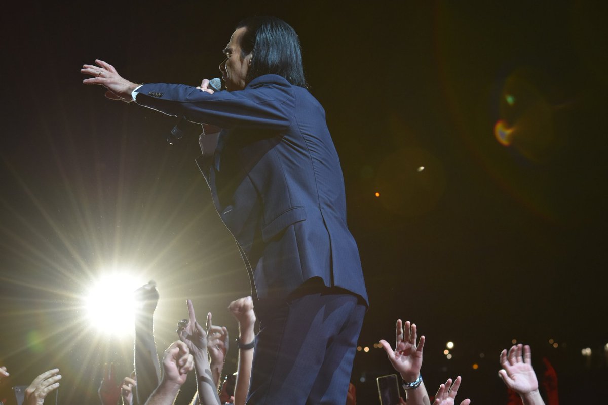 Just breath, just breath, just breath

<a href="/nickcave/">Nick Cave & The Bad Seeds</a> no <a href="/meokalorama/">MEO KALORAMA</a>