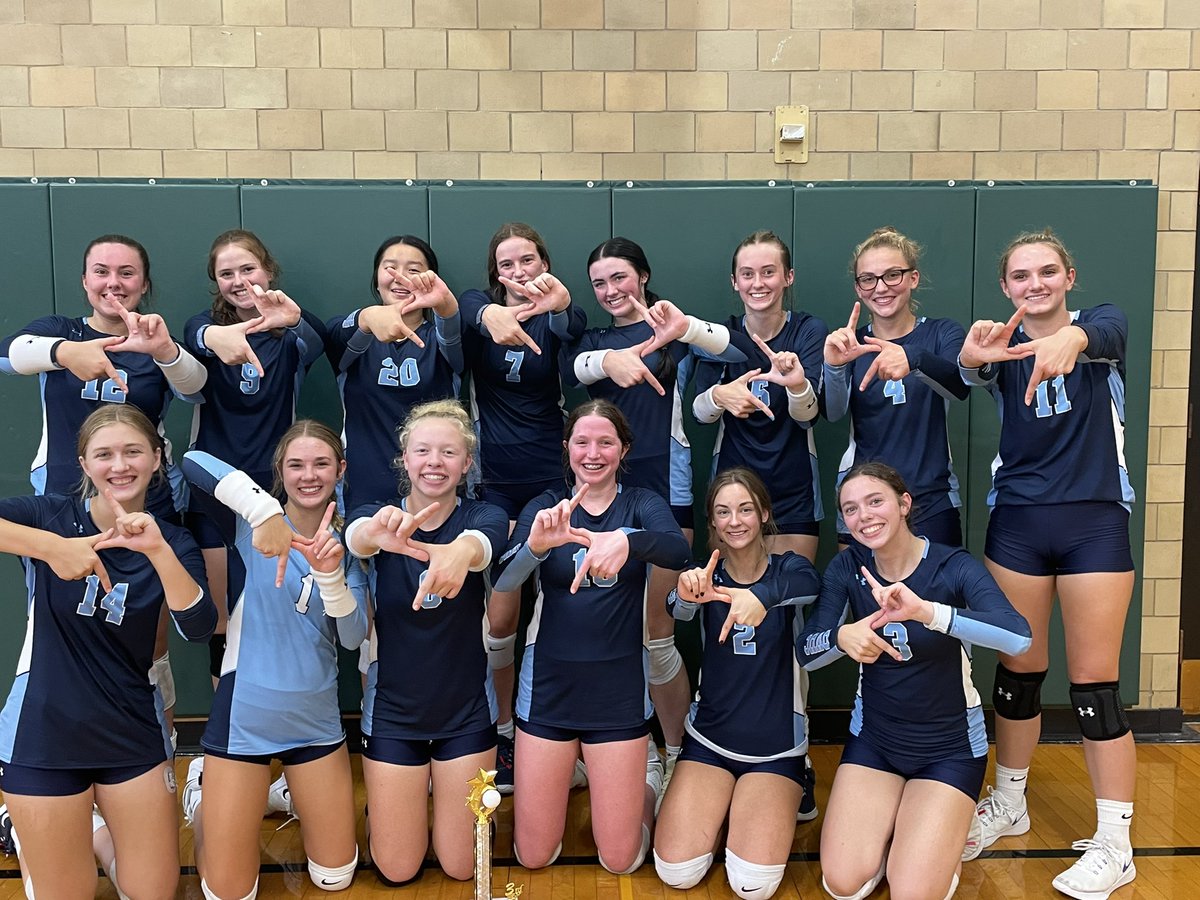 What a great day!! 3rd place at a tough Rock Falls Tournament!!! 3-2 on the day!! #everypoint #boltz ⚡️🏐⚡️