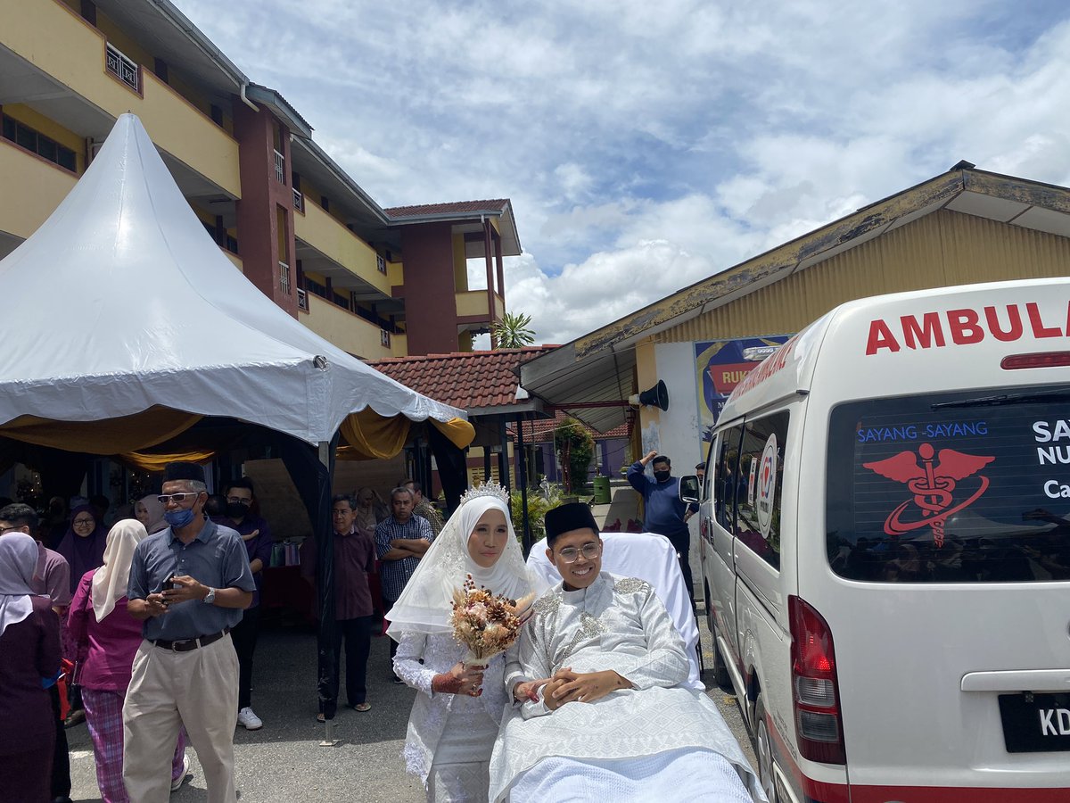 azmispu1's tweet photo. @brgsjks Bukan pasal makan, tapi member sorang ni mmg epic. Ahahahah, btw, semoga berkekalan hingga ke jannah bro https://t.co/xFx6YqalZ3