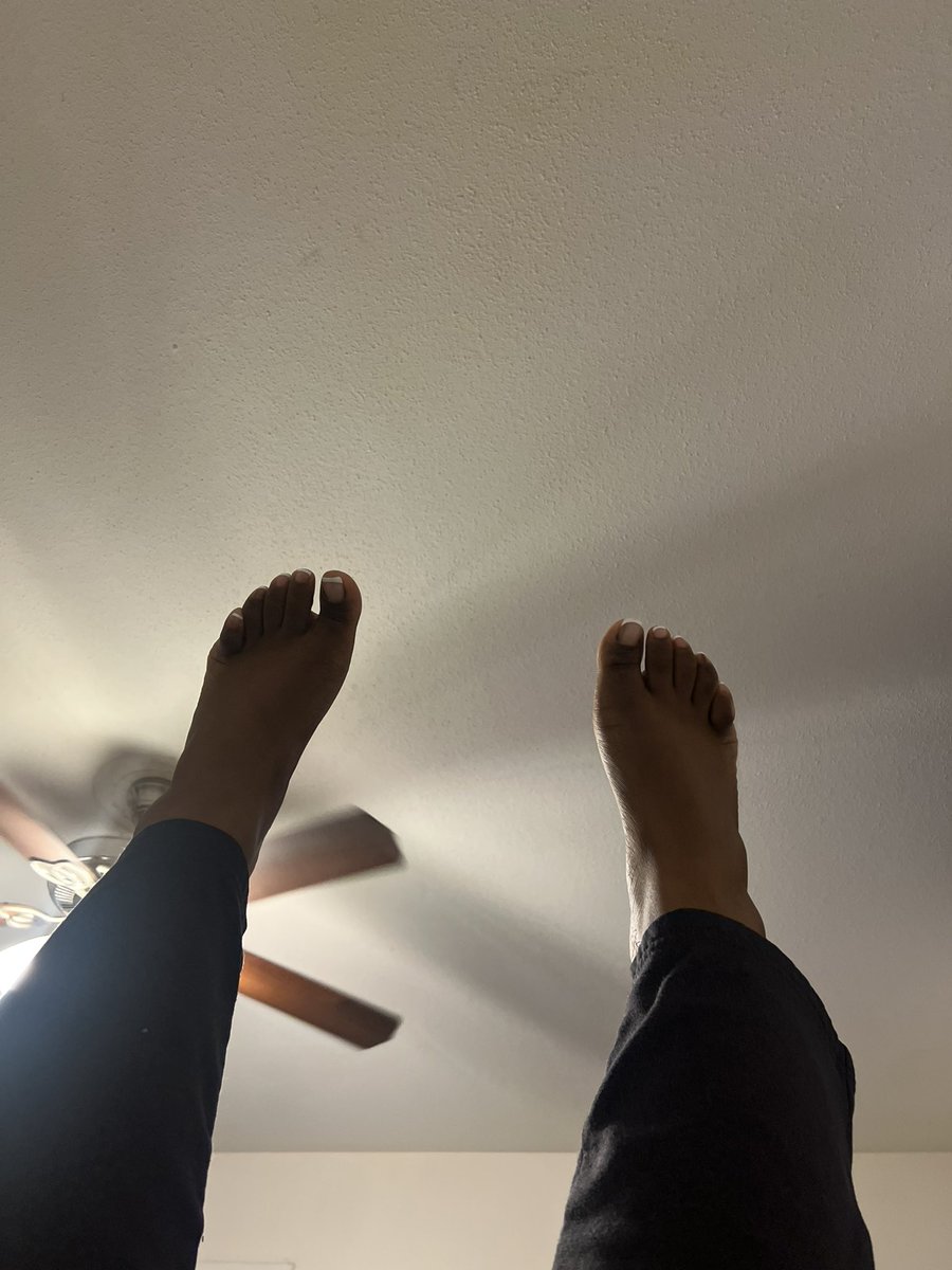queentoetingz's tweet photo. @Feetfinder Selling https://t.co/eS6tVE06nj
