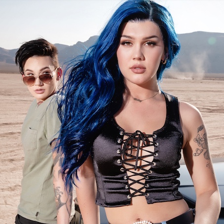Remember that time when we got @HereOnNeptune and @NikkiHeartsx out in the desert together? I feel like