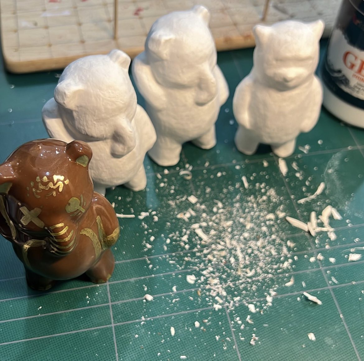 UrbanMonsta's tweet photo. painting gesso and sanding. 
.

#bulgasari #불가살이 #원형작업 #3dscan #3d스캔 #3dsclupting #3dprinting #lowpoly #decimate #어반몬스타 #어반몬스터 #urbanmonsta #urbanmonster #doodle #illustration #characterdesign #toy #designertoys #arttoy #캐릭터 #아트토이 https://t.co/HaO6DFIJVl