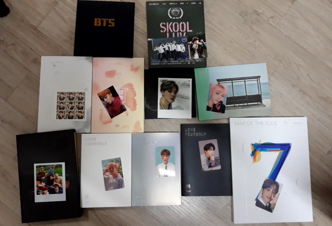 btsyangdo567's tweet photo. 방탄 앨범 85000원에 일괄양도합니다
포스터제외 풀셋, 포카 포함 (대부분 지민 포카) 앨범들 상태좋고 포카, 속지 제일예쁜 버전들로만 구성됐어요
(일부양도❌) 멘션주세요.

원하시면 사진, 부채 등 비공굿도 함께 드립니다.

#방탄소년단 #bts #jimin #방탄 #화양연화 https://t.co/ur3EavD2AJ