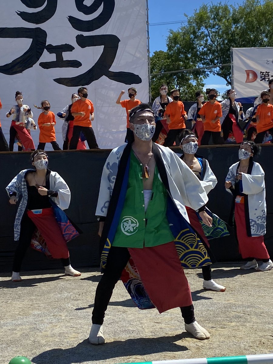 moncan10's tweet photo. #すずフェス
#総踊り
#勝山組 https://t.co/wE6Oaw8eXh