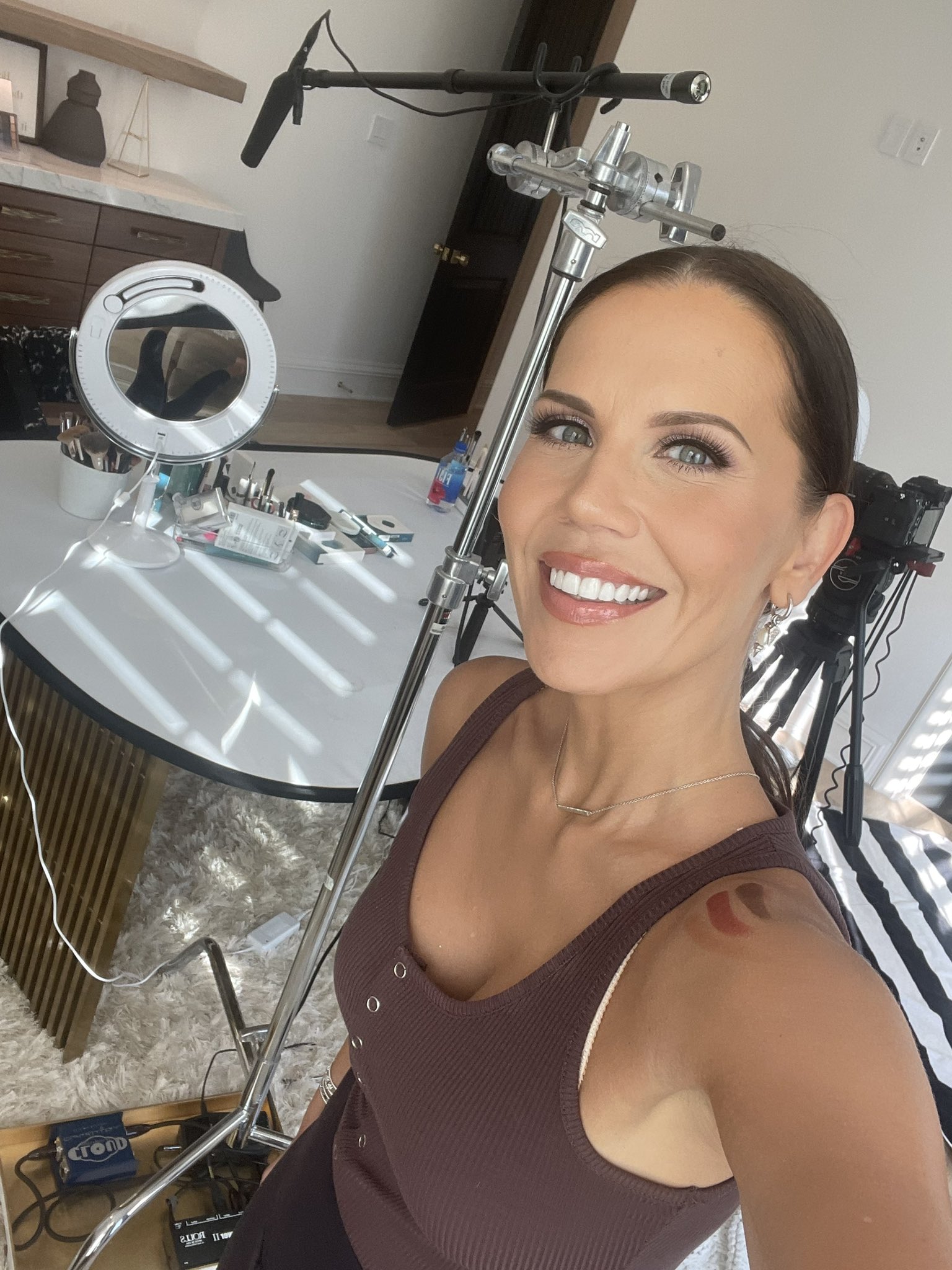 Halo Beauty on Twitter "😇😇" / Twitter