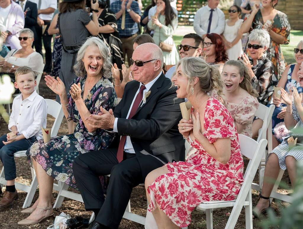 Best way to get guests reacting to your ceremony?
Throw in a baby reveal!

K + J, we are amazed at your secret keeping skills - and it all paid off for the looks on their faces! 🤩

Venue @lindsaywineestate 
Celebrant @alixthecelebrant 
Sweet beats @cruse_entertainment 
Photo…