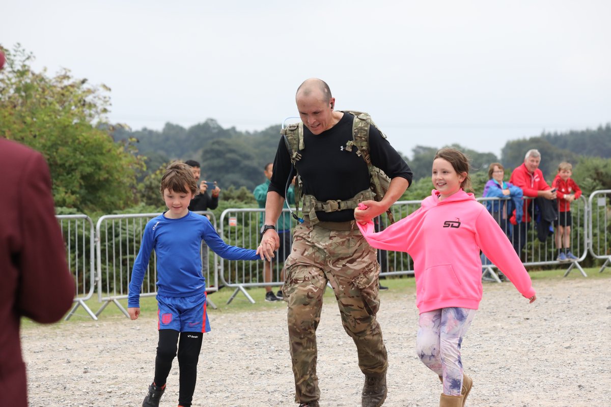 theparachuteregiment-on-twitter-2-paras10-533-tabbed-and-ran