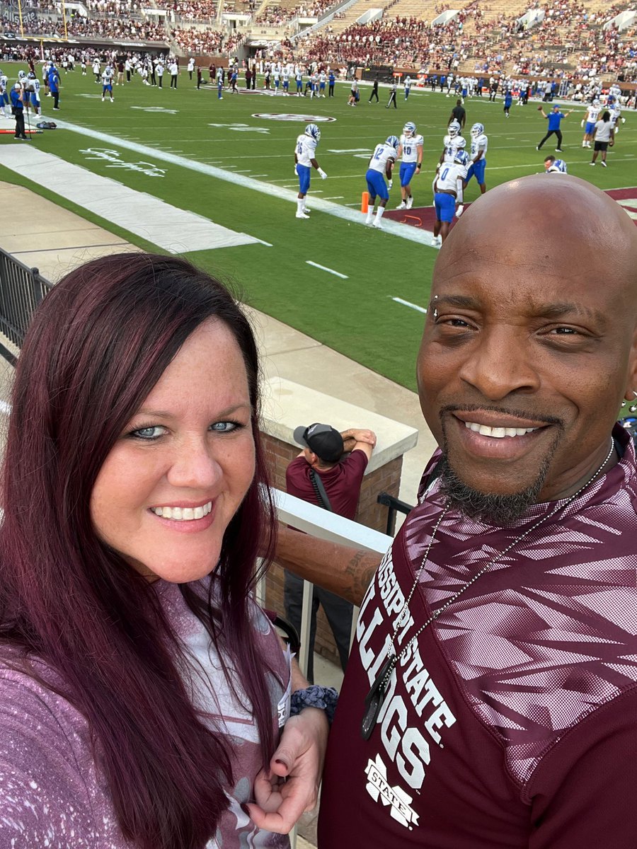 SouthernPeach04's tweet photo. #HailState game day ready at #DavisWadeStadium https://t.co/xmOu8xkcC8