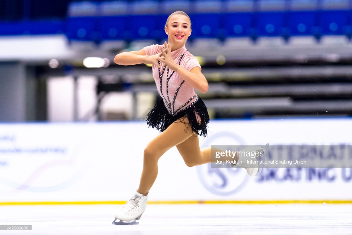 eunju975's tweet photo. #JGPFigure   2th 
08/30~09/03 #CZE 🇨🇿  #Ostrava 
JGP Ostrava 2022 
  09/03
#Eomen FS https://t.co/Vfk6u85qdj