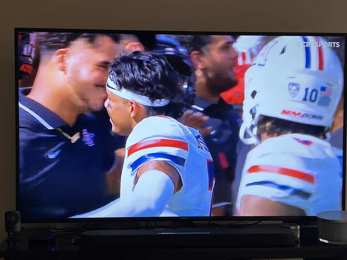 alohawildcat's tweet photo. The smiles on @ArizonaFBall faces say it ALL!!! It’s been a long time coming & great to see fun back in AZ football!! Ready for next weekend in #ArizonaStadium to kick things off at home #BearDown #RiseWithUs #WildcatNation bc #ItsPersonal https://t.co/x2lb9EhBXa