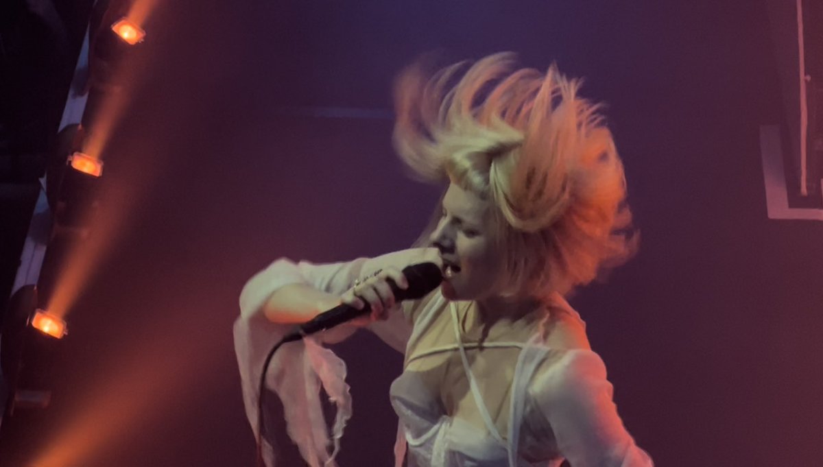 XdannyboiX's tweet photo. Thank you so much for the memories in Amsterdam @AURORAmusic I loved absolutely every minute ❤️ 
#Aurora #Amsterdam https://t.co/3mSxBcZBBu