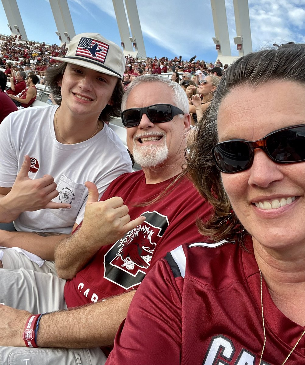 Book_Hoarder's tweet photo. @GamecockFB #spursup #gamecocks @UofSC #beamerball https://t.co/87jKMW3wRo