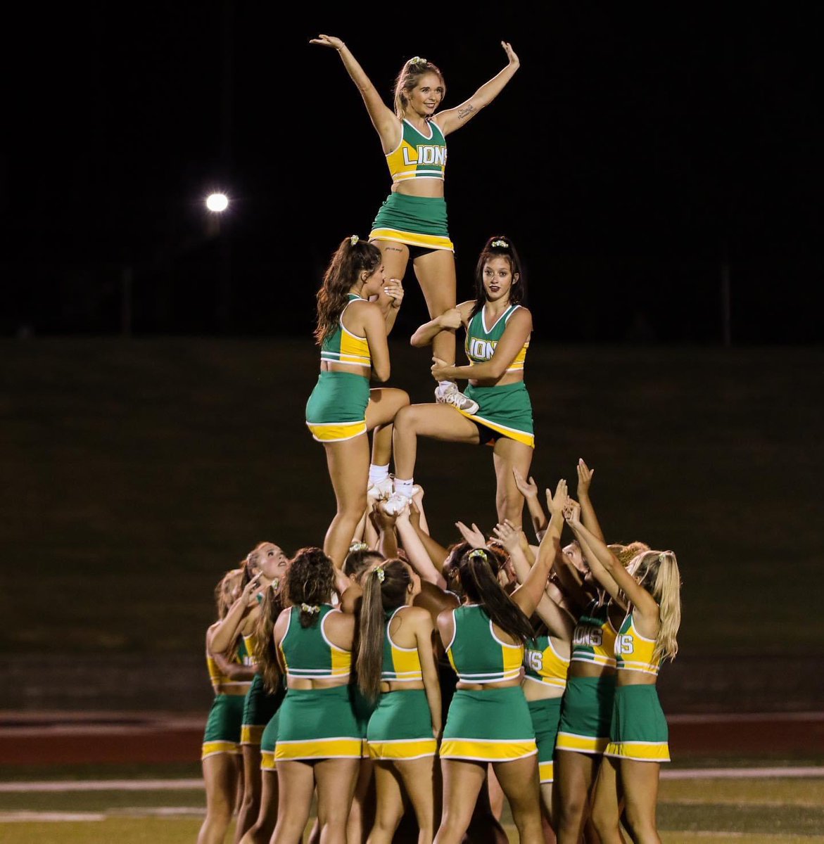 <a href="/CheerWCHSbears/">WC Cheerleading</a> alum, Sarah McFarland cheering for Missouri Southern 👏🏼📣 <a href="/WC_Athletics/">Watson Chapel Athletics</a>