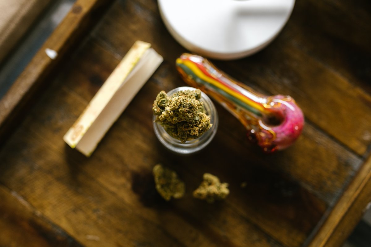 dakubrand's tweet photo. I smoke two joints before I smoke two joints.

#420life #weedlife #thc #high #kush #maryjane #dank #indica #smoke #cannabis #cannabiscommunity #blunt https://t.co/ib2LE2lVC9
