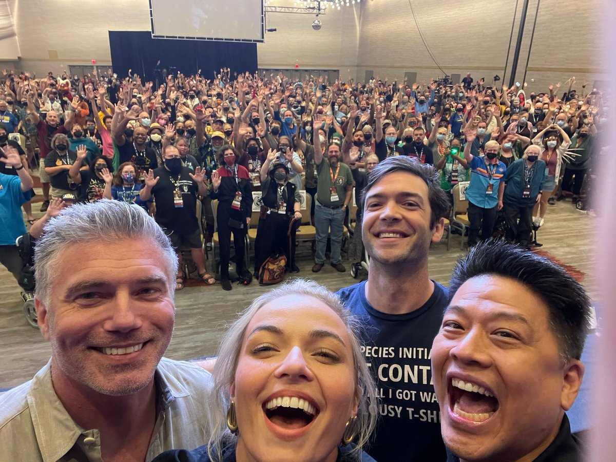 ansonmount's tweet photo. #DragonCon #rules  @GarrettRWang @ethangpeck #JessBush https://t.co/tr5wBTaomI