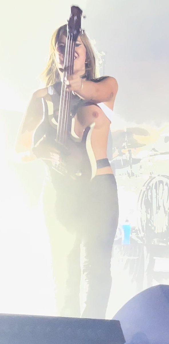 daisydeangeliss's tweet image. If mtv doesnt bless us with a tittie i will so enjoy 🤌🏼