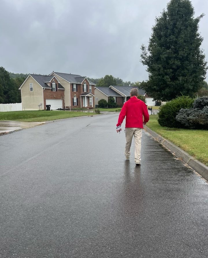 timburchett's tweet photo. We had a great day door knocking even though we had a little liquid sunshine. https://t.co/YlL9TkPLYc