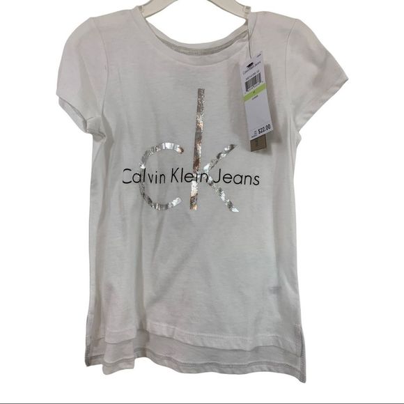 bluepugdesign's tweet photo. So good I had to share! Check out all the items I'm loving on @Poshmarkapp from @CoolestChickEvr @Nico_Del_G #poshmark #fashion #style #shopmycloset #talbots #calvinklein: https://t.co/2HV0s3HJ3i https://t.co/E7fk1jMnxu