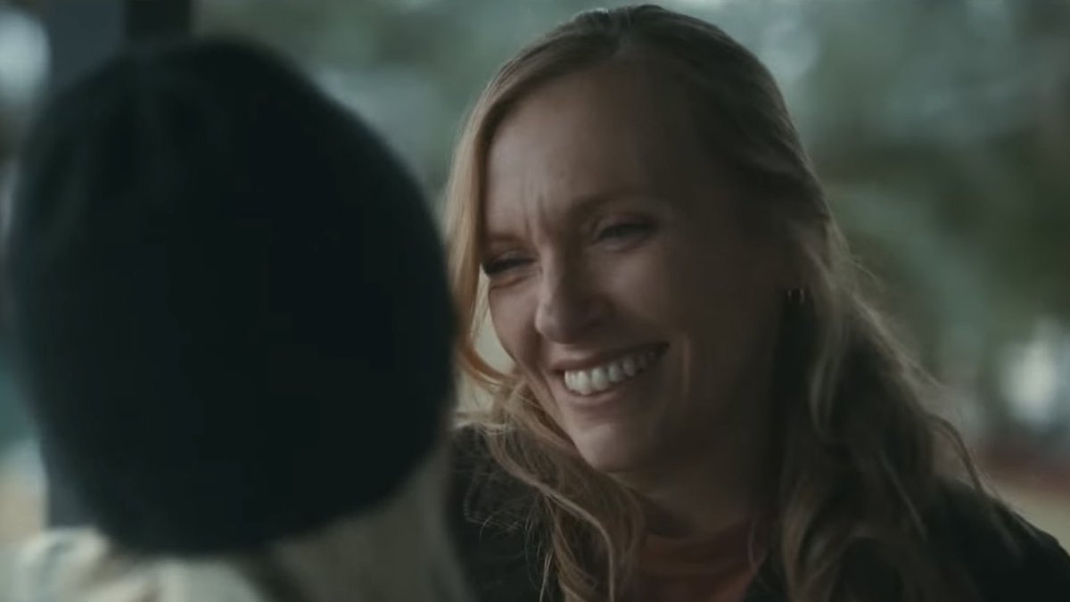 T0NICOLLETTE's tweet image. Toni Collette from ‘The Estate’ Official Trailer 🎬🎥