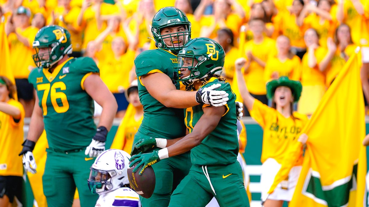 BUFootball's tweet photo. First rushing TD of the year belongs to @_Sqwirl 😎

#SicEm | #PersonOverPlayer https://t.co/cVLHuuL15w