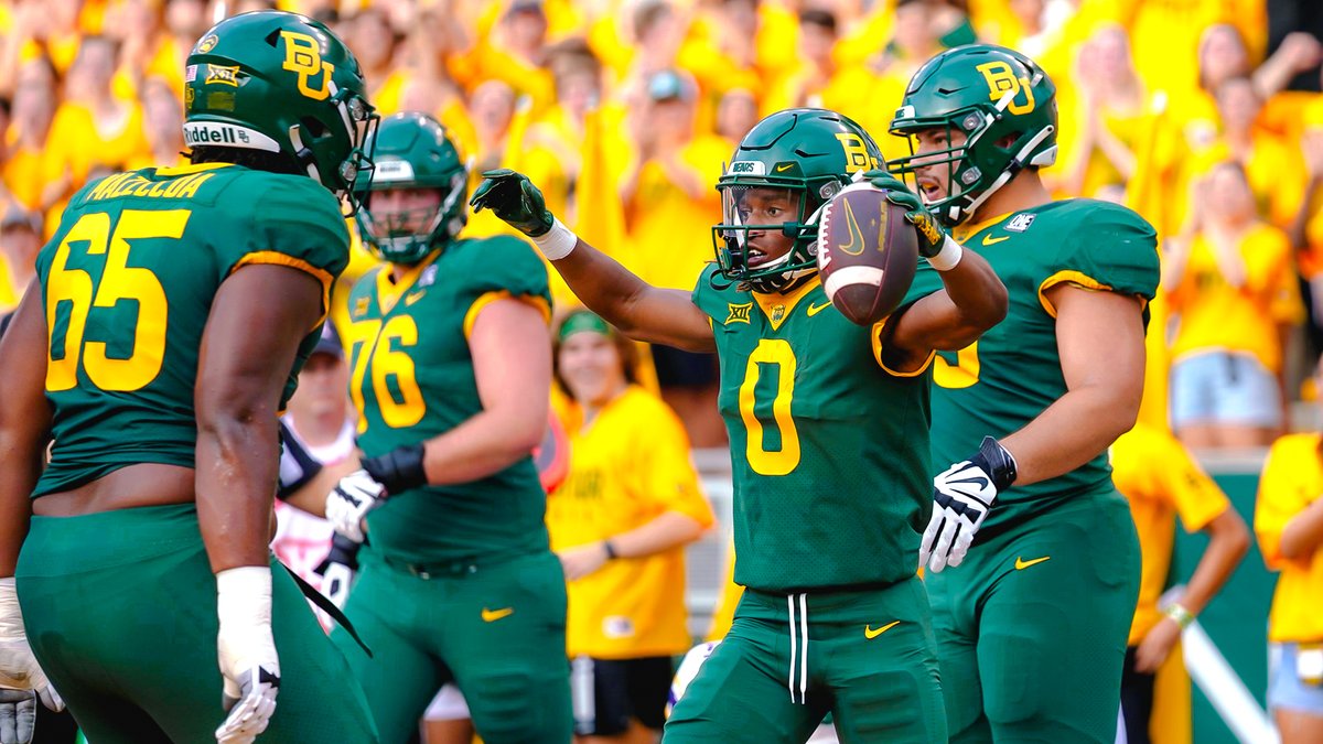BUFootball's tweet photo. First rushing TD of the year belongs to @_Sqwirl 😎

#SicEm | #PersonOverPlayer https://t.co/cVLHuuL15w
