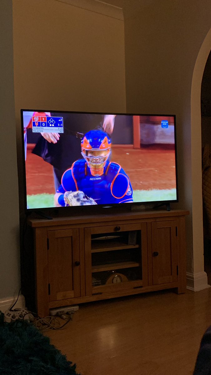 Used to spend my Saturdays crawling around the pubs and clubs of Cardiff…this is so much better #LFGM @UKMetsOnline <a href="/Mets/">New York Mets</a>