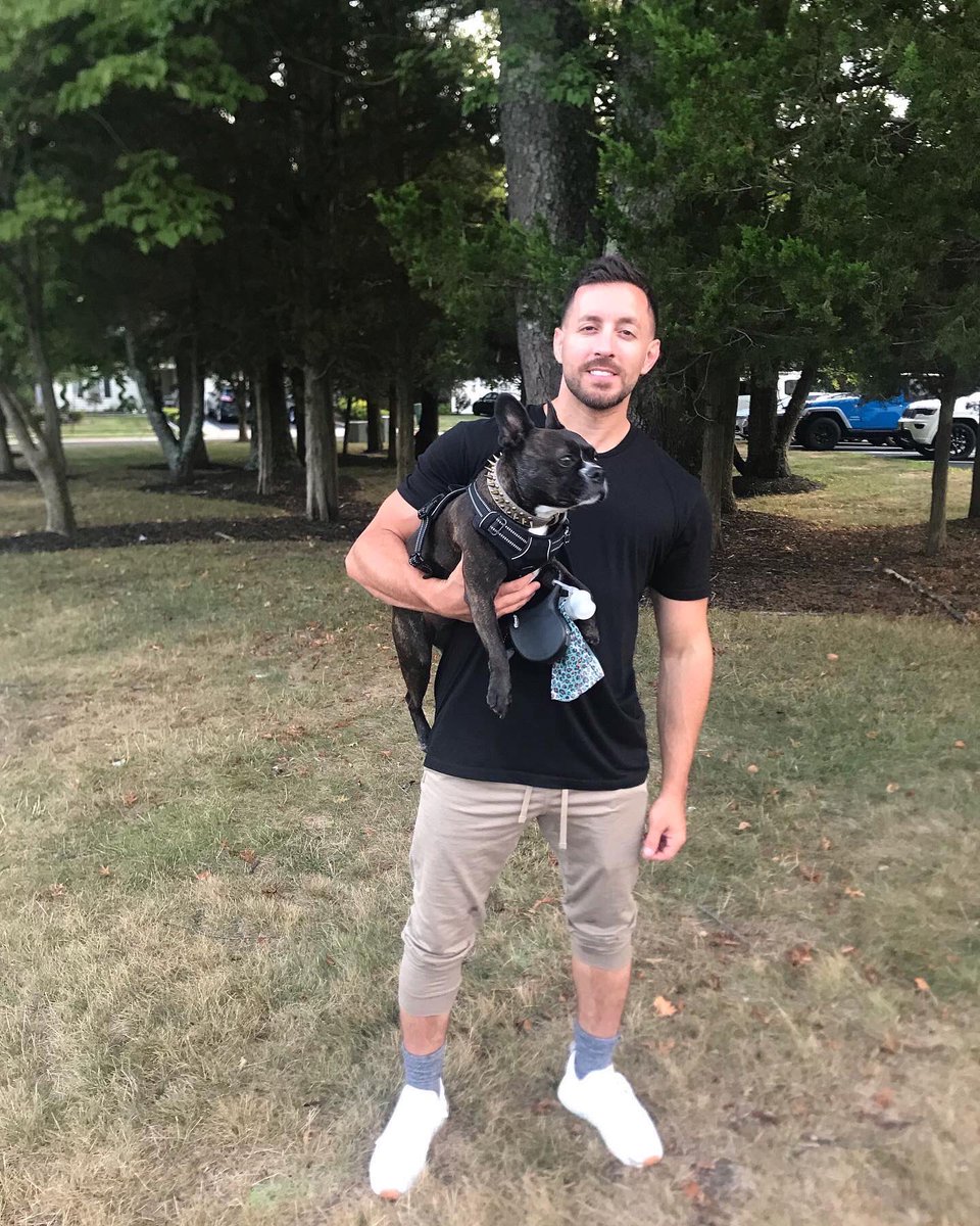 Amanda_Russo12's tweet photo. Day #3 of the 30 Mile Dog Walk Challenge powered by USAA to Stop Soldier Suicide!❤️🐶

If you would like to donate:
https://t.co/r3xzx3Ghdq

🚨If you are in crisis, or at risk of harming yourself or others, please call 844-317-1136. 

#StopSoldierSuicide 
#30MileDogWalkChallenge https://t.co/j6lWd2jxyf