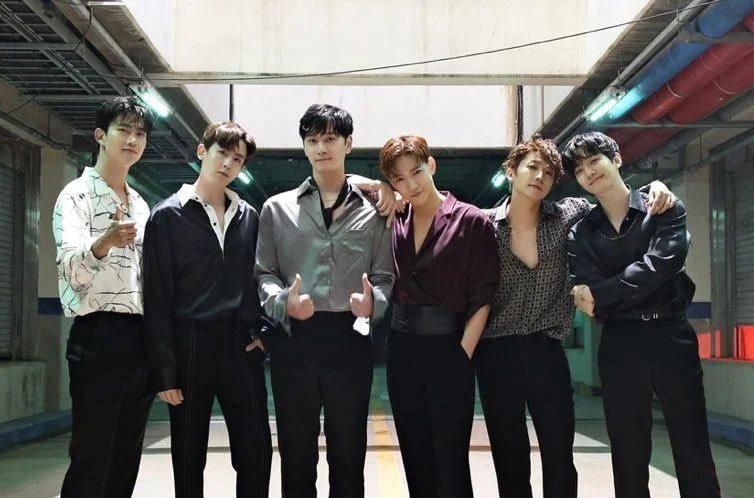 le2foxjh's tweet photo. 14 years together.
함께일때 더더욱 사랑스런 퉆망진창 my boys 💛
오늘 뭐라도 와주길 바라면서 디어핫티랑 와식 복습하기 🥰

#2PM #MYSIX #퉆망진창 
#14주년축하해 https://t.co/9QzAmvFKWl