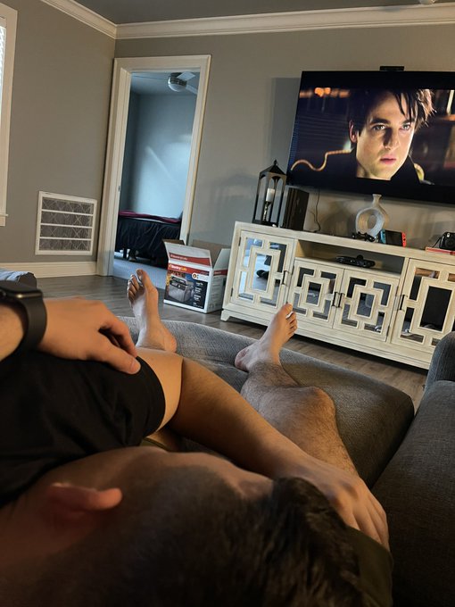 Watch Angelo's leaked NSFW photo on TwXstars