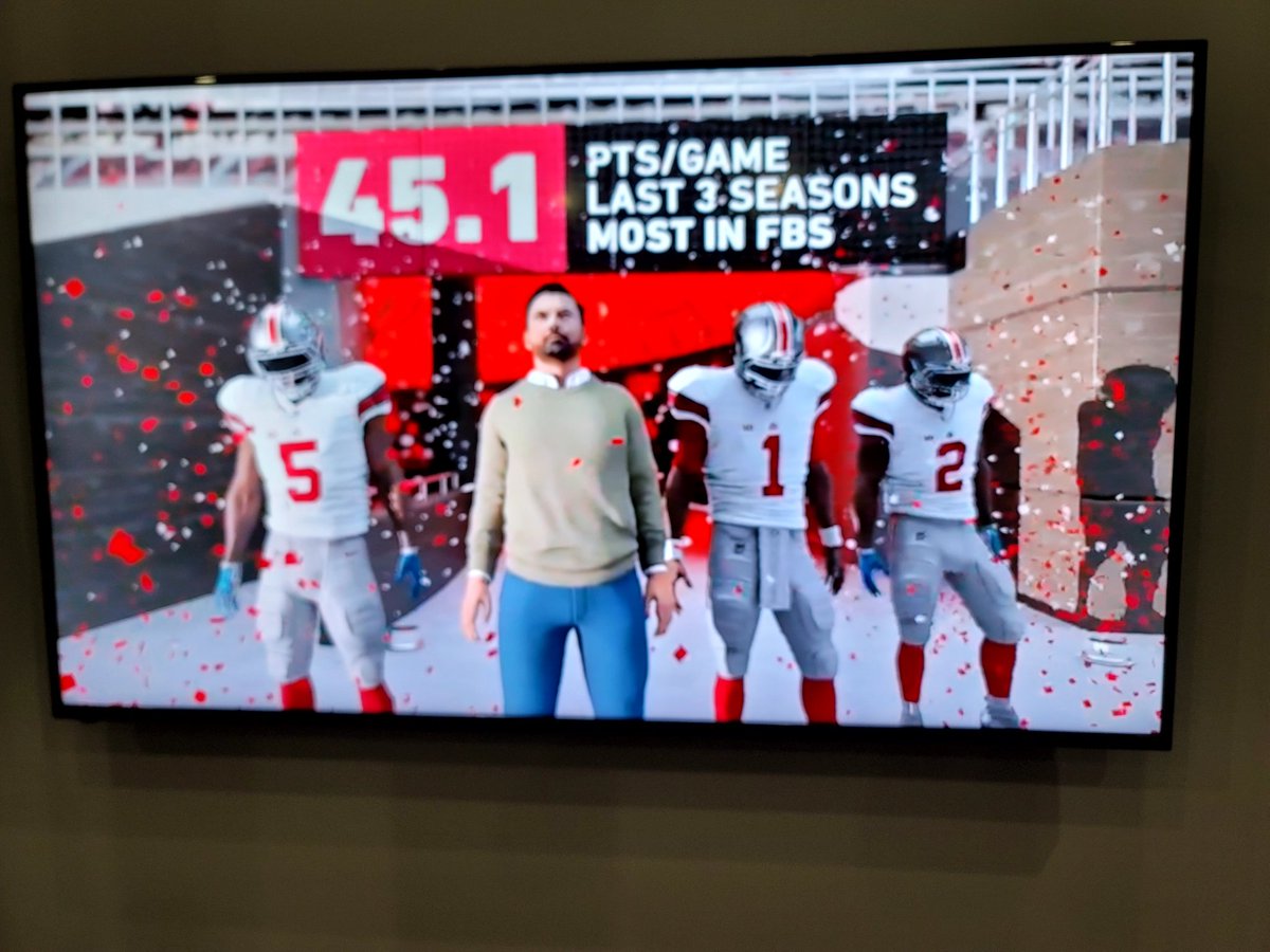 MEFDOX's tweet photo. Ryan Day's avatar giving off big Edgar from Men in Black vibes 

@BarstoolBigCat @PFTCommenter
@OhioStateFB https://t.co/K2Lq6moxyY
