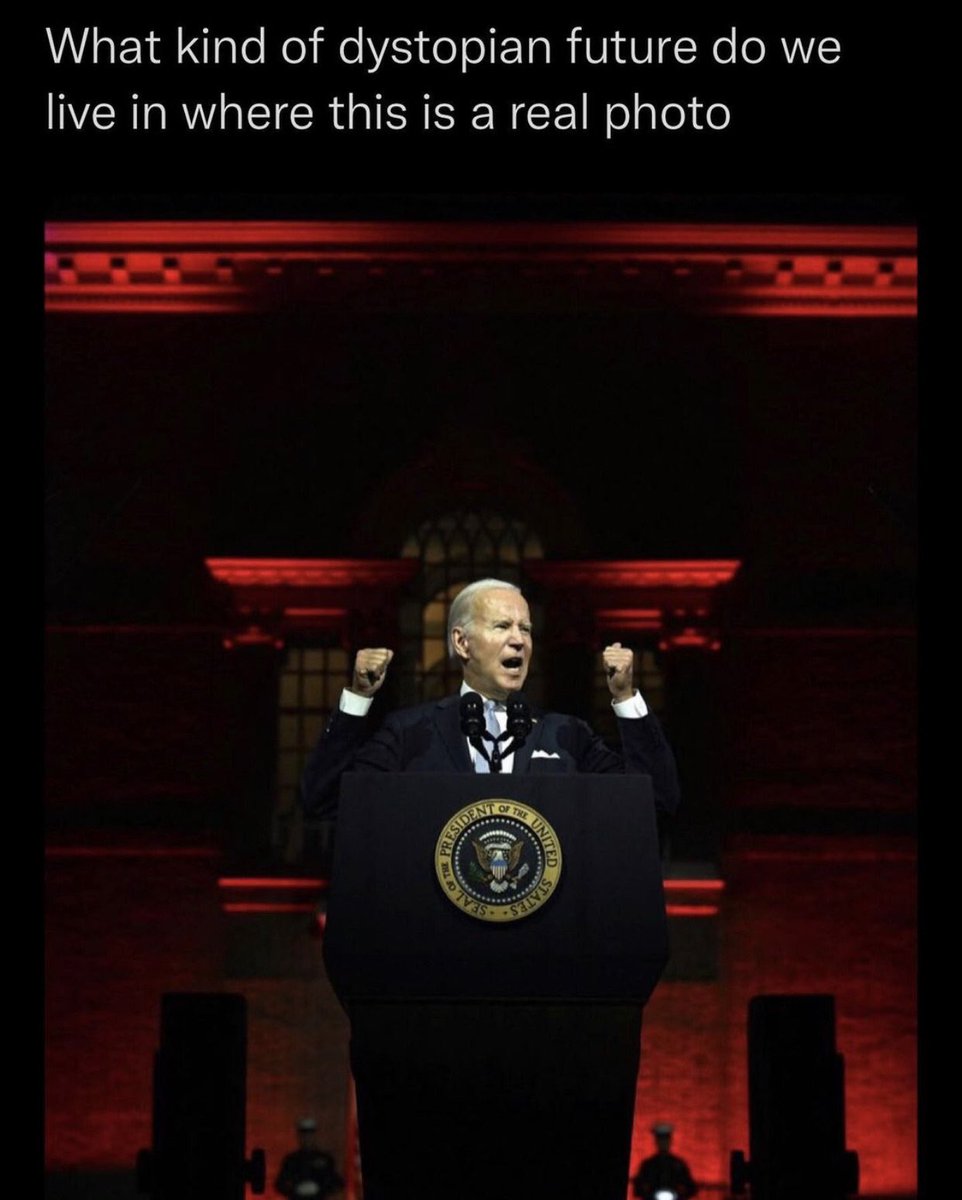 txsledge's tweet image. #PedoHitler