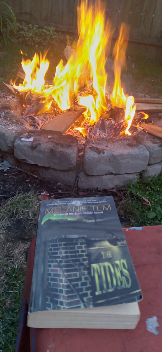 KevinBLucia's tweet photo. #FireRead https://t.co/CnTqqCFAMF
