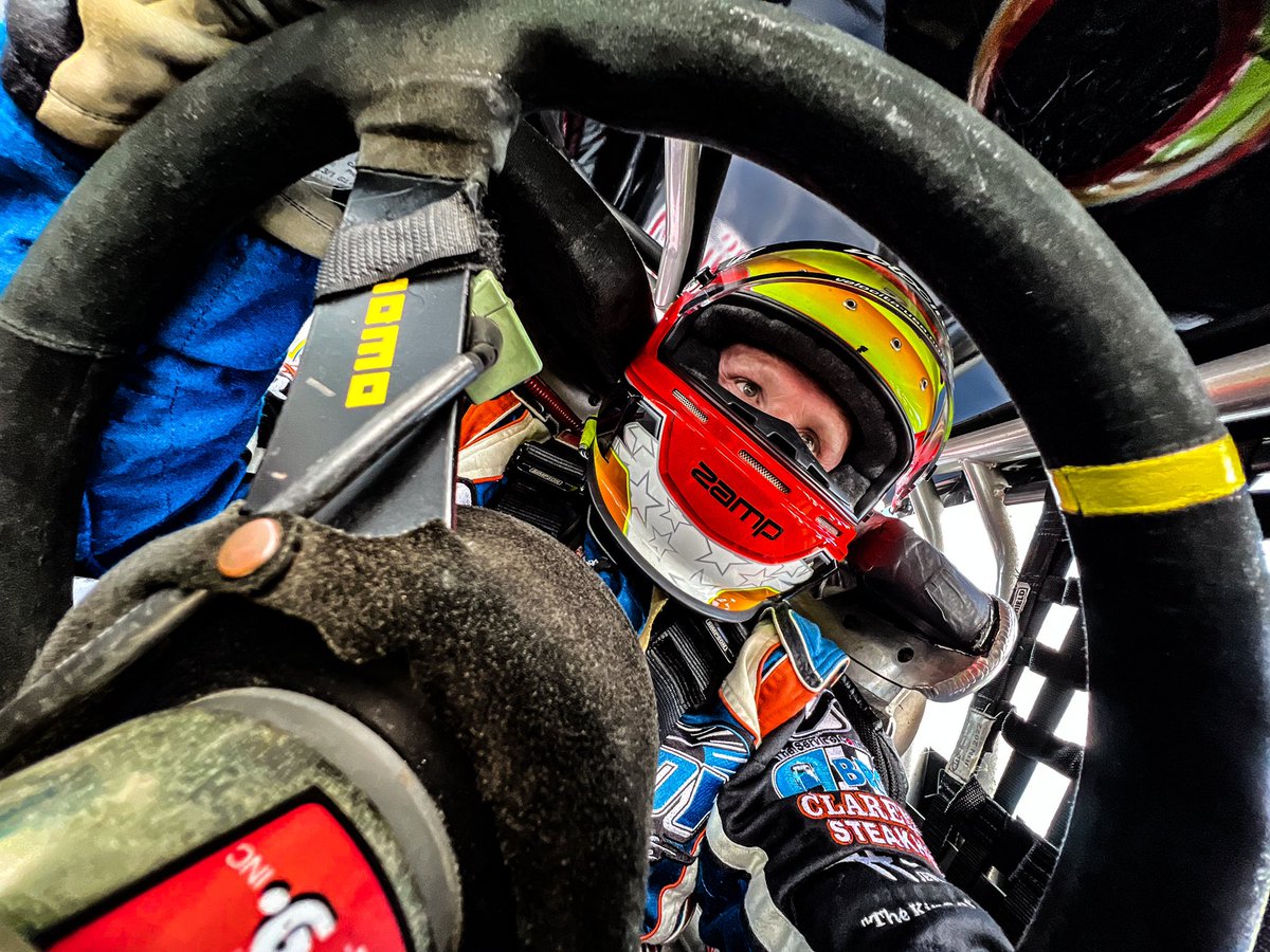 SMARTMods_'s tweet photo. Buckle up. It’s time for @SMARTMods_ racing @carteretcoswy | 📺💻📲 @FloRacing | #Clash99 https://t.co/75v6f1u5QP