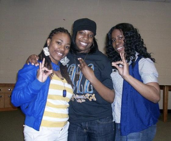 nisha773's tweet photo. Happy Heavenly 33rd Birthday to my Trip @amboogy The world was robbed of more time with you! You had more life to live and and sometimes I wonder what you would’ve accomplished so far. You were an inspiration to a lot of us #AmberDay https://t.co/Vi0jZfiyyB