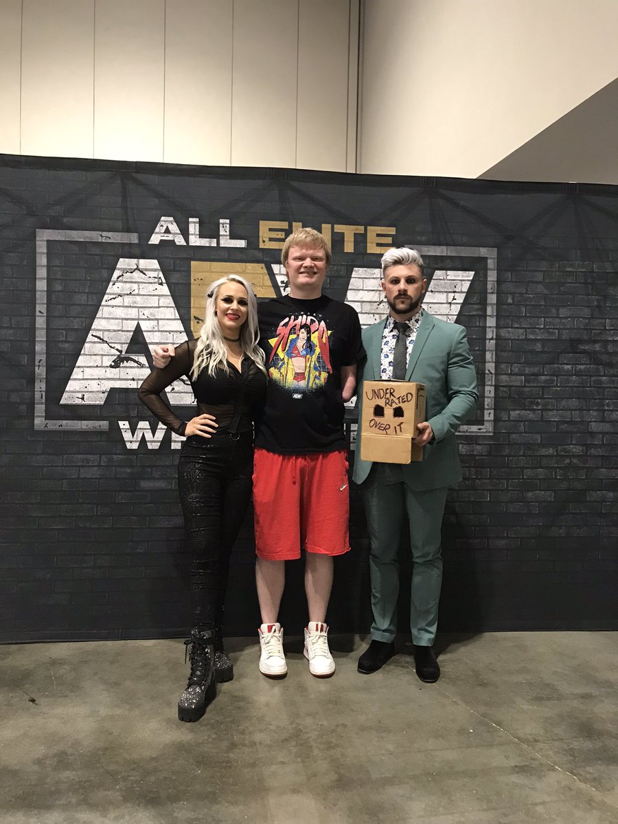 Danny_1_Hanny's tweet photo. Kip & Penelope are back!! @TheKipSabian @thePenelopeFord #AllOutFanFest #AEW https://t.co/POcXZLqsFX