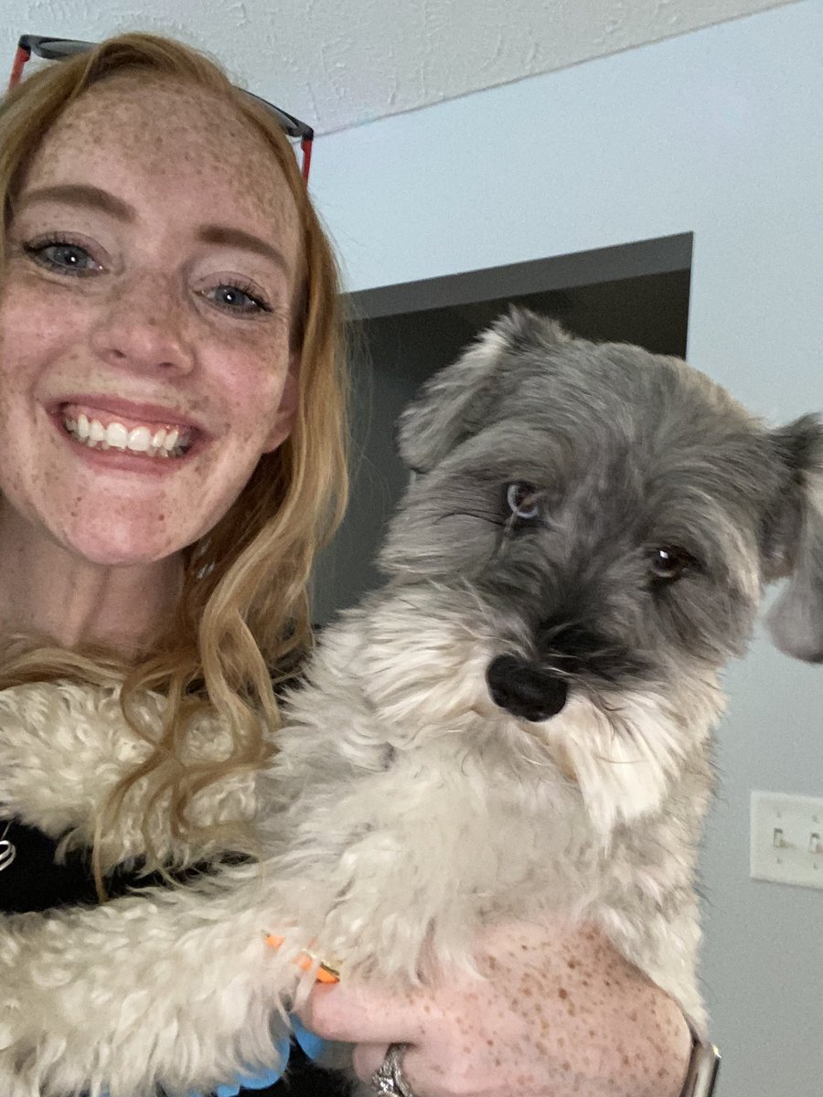 MelDavisSES's tweet photo. I’d say today was a success. 6 new fiber and a TV for me and my rep within 3 hours before a huge storm came through. 

Highlight of the day was getting to hold our customers dog and seeing some fresh puppies!  #ASMmoves #ATTFiber https://t.co/Zlt44VbL9t
