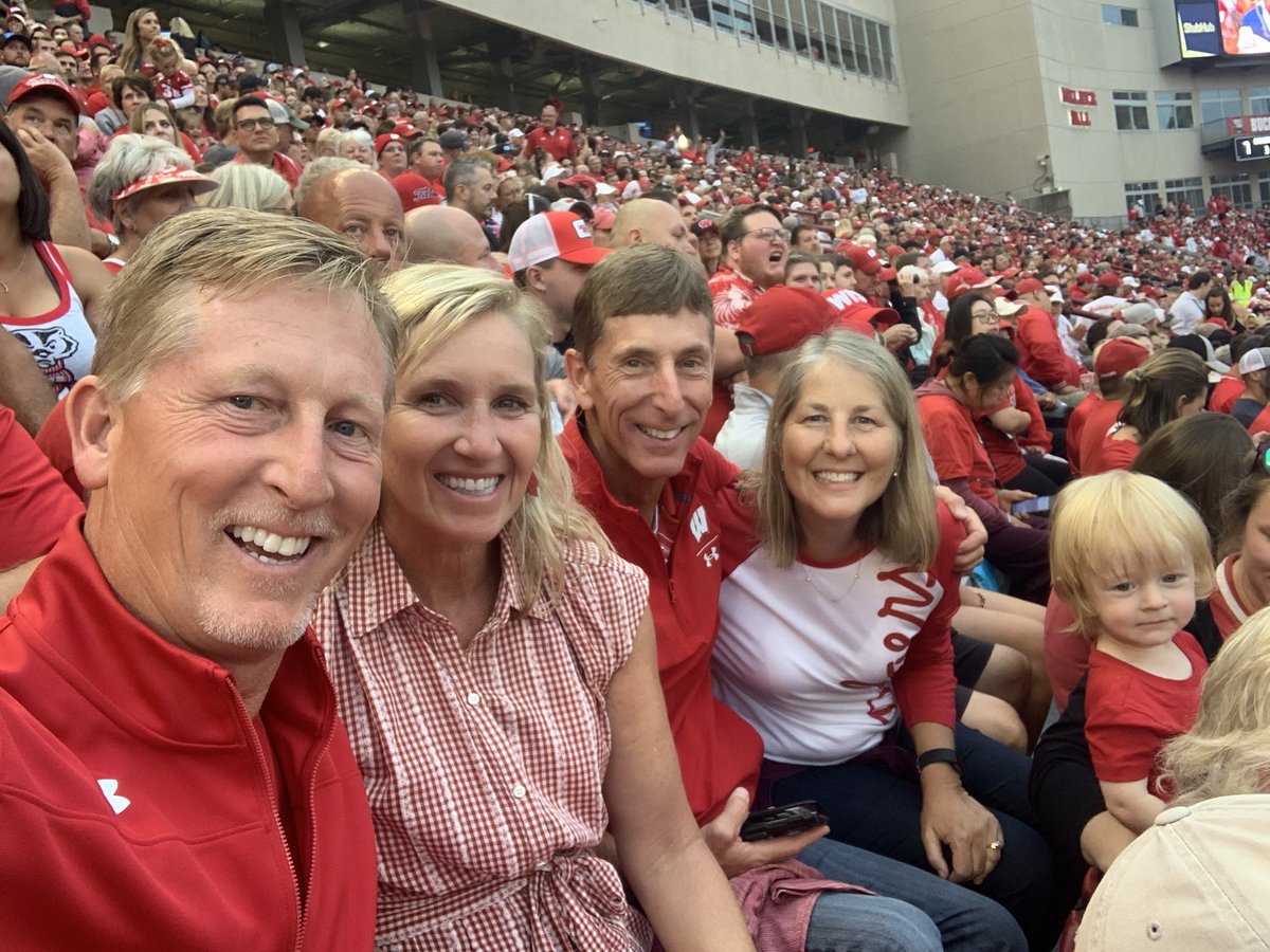 djmirsbe's tweet photo. #onwisconsin https://t.co/Dr3BiY0p5M